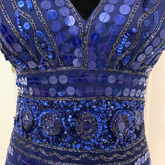 Stunning Nightway Sequin Dress - Picture 4 of 7